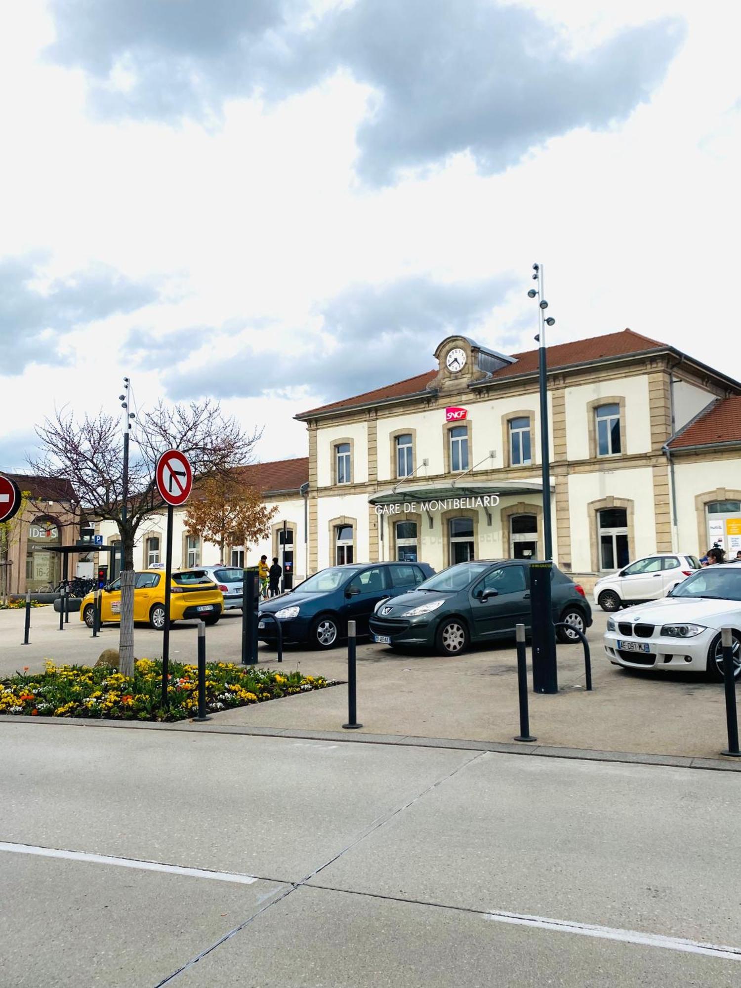 Studio De 30M² Hypercentre Tres Calme Montbéliard Dış mekan fotoğraf